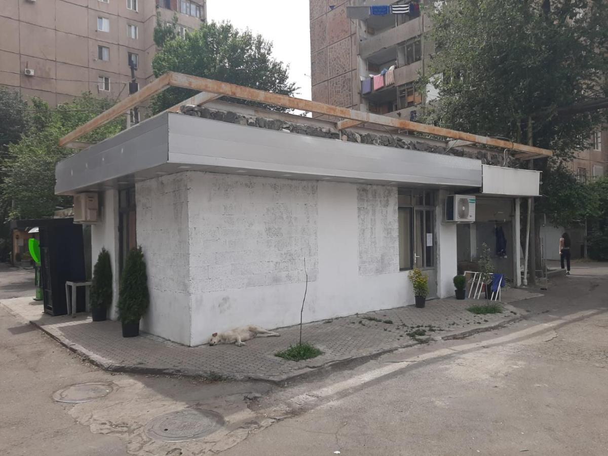 Vahe'S Corner House Hotel Ереван Екстериор снимка
